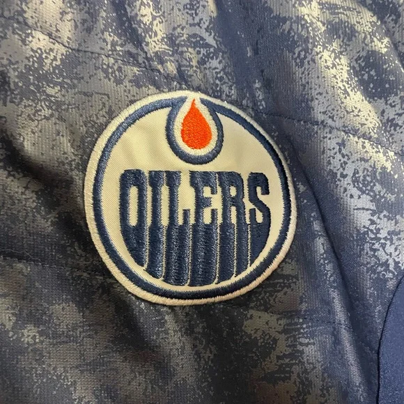 Oilers Jacket - Picture 2 of 4